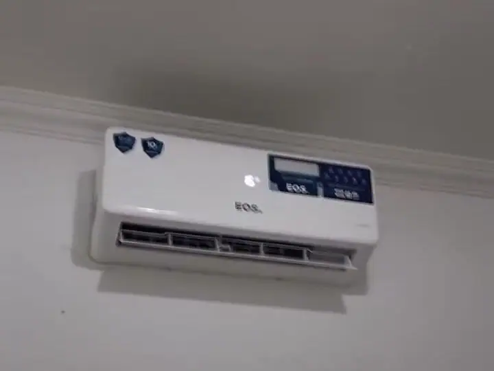 Ar-condicionado split hi-wall TCL instalado pela Polo Norte